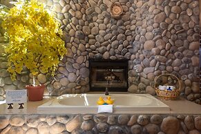 Riversong Inn Retreat