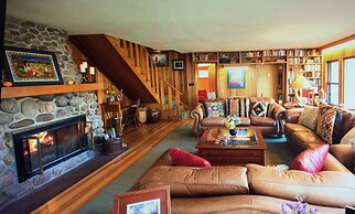 Riversong Inn Retreat