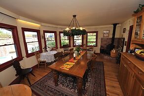 Riversong Inn Retreat