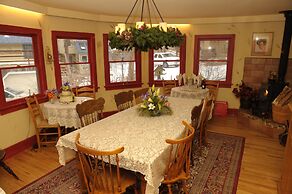 Riversong Inn Retreat