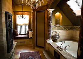 Rivertown Inn