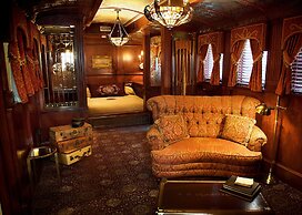 Rivertown Inn