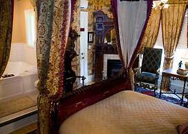 Rivertown Inn