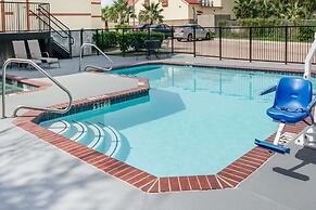 Super 8 by Wyndham Brenham TX