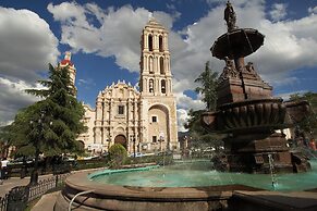 One Saltillo Aeropuerto