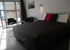 Pukekura Motor Lodge