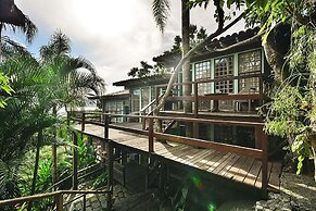 Porto Pousada Saco da Capela