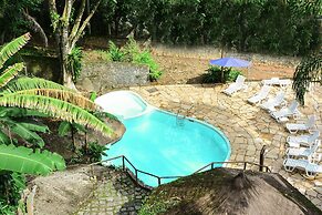 Porto Pousada Saco da Capela