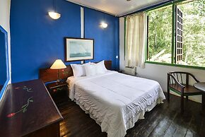 Porto Pousada Saco da Capela