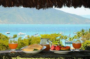 Porto Pousada Saco da Capela