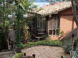 Porto Pousada Saco da Capela