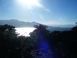 Porto Pousada Saco da Capela