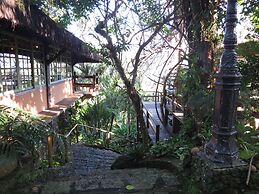 Porto Pousada Saco da Capela