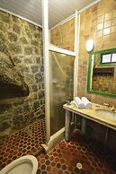 Porto Pousada Saco da Capela