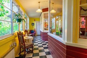 Kubba Roonga Guesthouse - Boutique Luxury Spa Retreat & Gardens