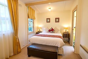 Kubba Roonga Guesthouse - Boutique Luxury Spa Retreat & Gardens