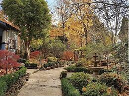 Kubba Roonga Guesthouse - Boutique Luxury Spa Retreat & Gardens