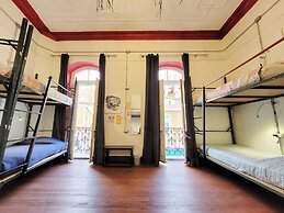 Maki Hostels & Suites Valparaiso
