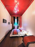 Maki Hostels & Suites Valparaiso