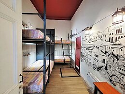 Maki Hostels & Suites Valparaiso