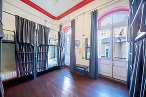 Maki Hostels & Suites Valparaiso