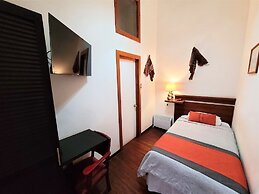 Maki Hostels & Suites Valparaiso