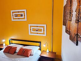 Maki Hostels & Suites Valparaiso