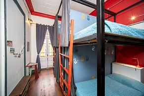 Maki Hostels & Suites Valparaiso