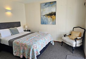 Albert Number 6 Motel