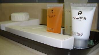 Al Madina Suites Doha