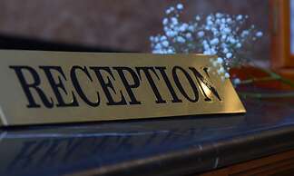 Al Madina Suites Doha