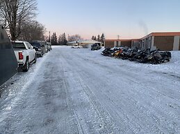 Valley Inn Motel & Suites