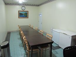 Valley Inn Motel & Suites