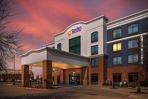 Comfort Inn & Suites Frisco East - McKinney