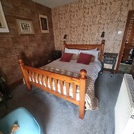 Driftwood Hotel