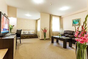 City Avenue Hotel by HMG