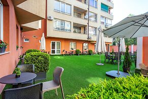 City Avenue Hotel by HMG