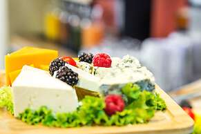 City Avenue Hotel by HMG