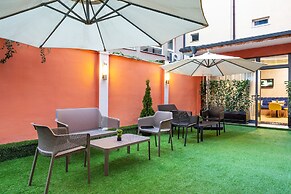 City Avenue Hotel by HMG