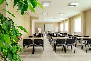 City Avenue Hotel by HMG