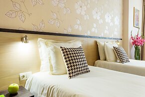 City Avenue Hotel by HMG