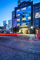 City Avenue Hotel by HMG