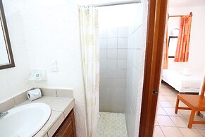Hotel Bosque Caribe , 5th Av Zone