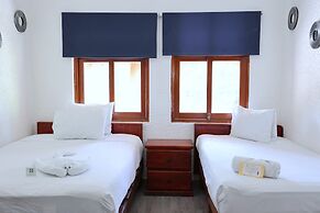 Hotel Bosque Caribe , 5th Av Zone