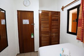 Hotel Bosque Caribe , 5th Av Zone