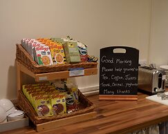 Crossways Inn