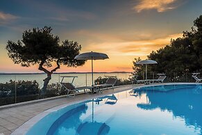 Hotel Pinija