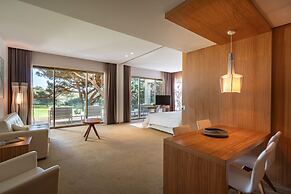 Onyria Marinha Boutique Hotel