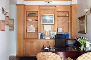 The Cottages on Charleston Harbor