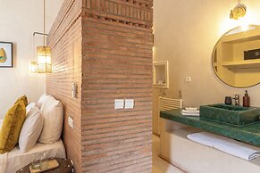 Riad O